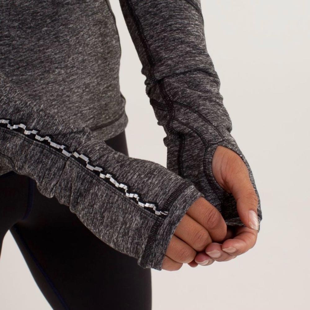 Lululemon Star Runner Long Sleeve- Grey & Black - Picture 3 of 7